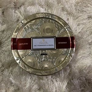 Voluspa Candle- Gilt Pomander & Hinoki